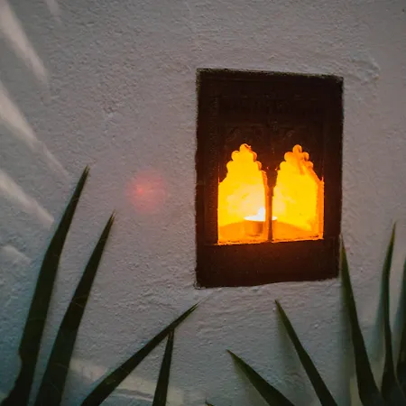 Al-mudawar Bed and breakfast